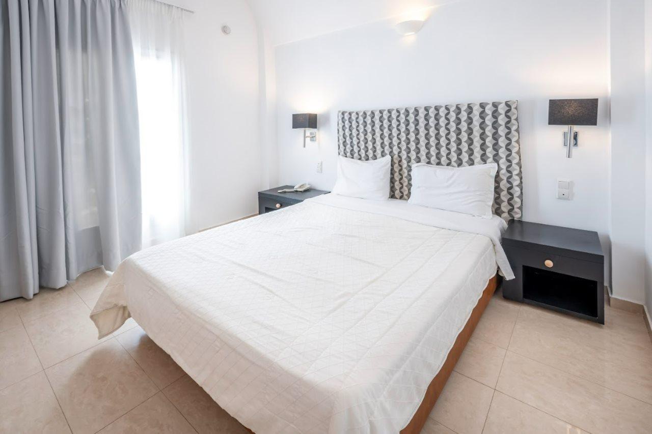 Orizontes Hotel Santorini Pýrgos Extérieur photo